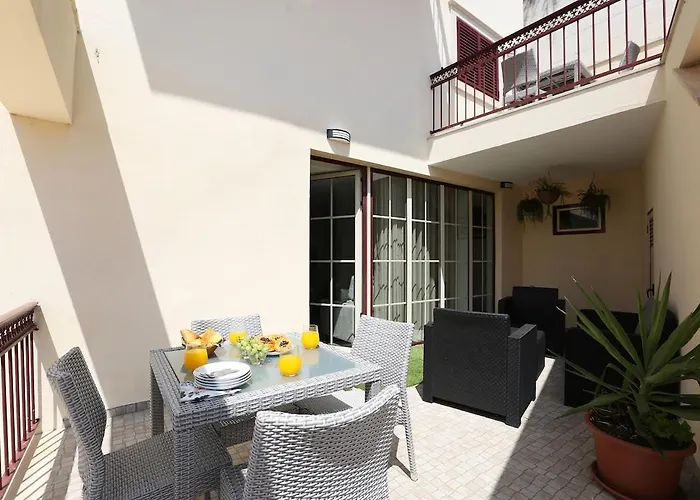 T2-sea View By Nazpina 아파트 *