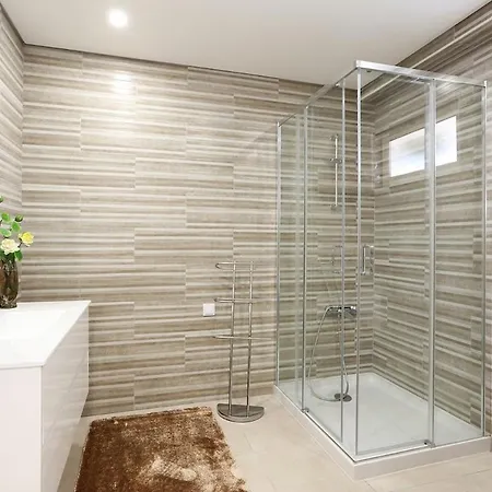 T2-sea View By Nazpina Daire