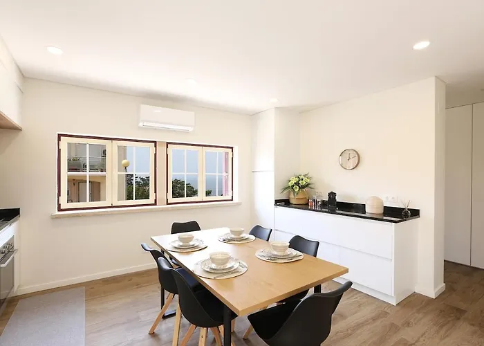 T2-sea View By Nazpina *